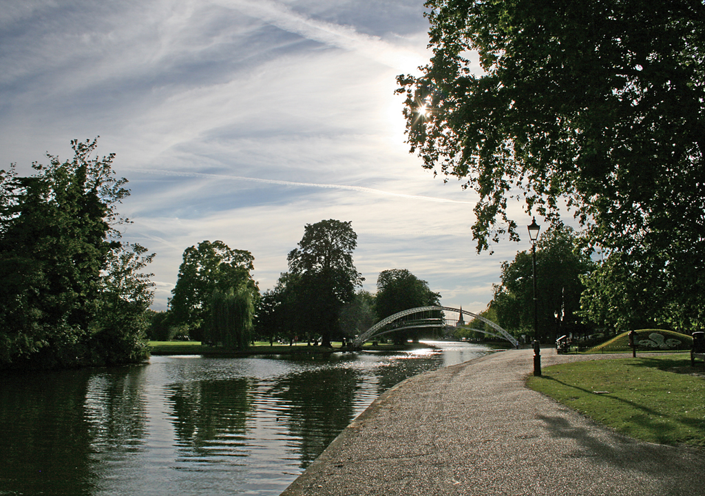 "Butterfly" bridge and river in Bedford