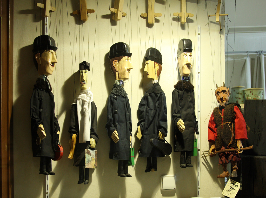 Puppets in a shop window in Praha